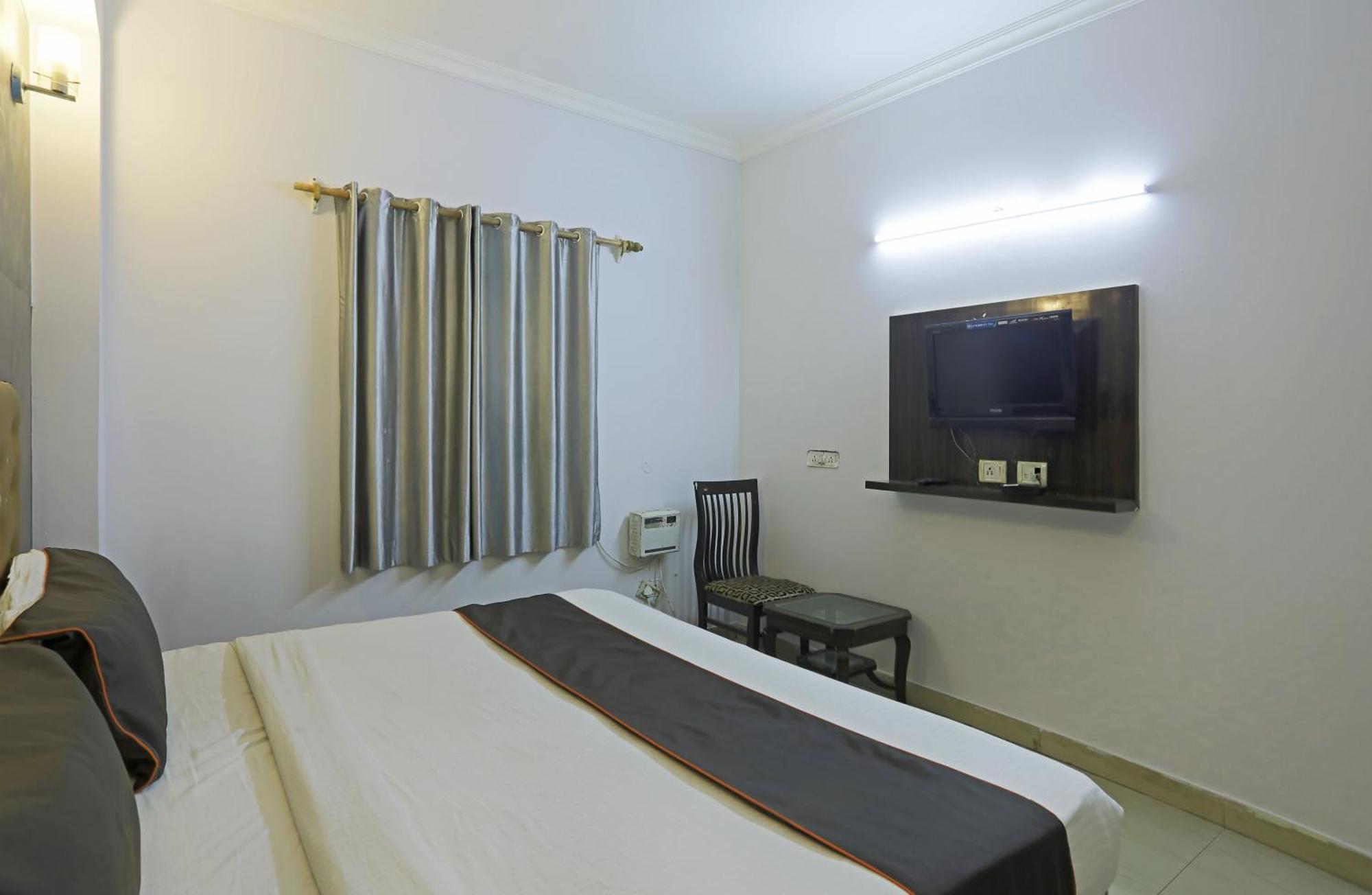 Airport Samara Inn Νέο Δελχί Εξωτερικό φωτογραφία