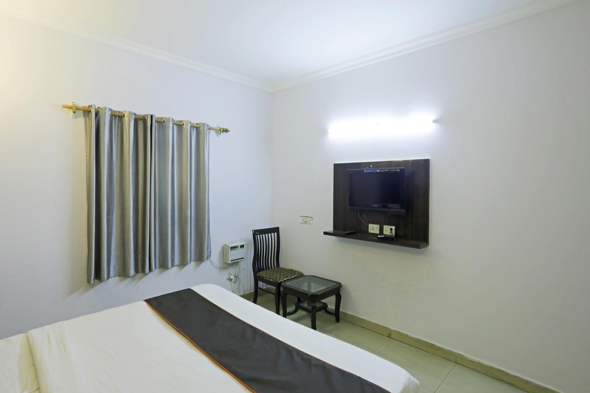 Airport Samara Inn Νέο Δελχί Εξωτερικό φωτογραφία