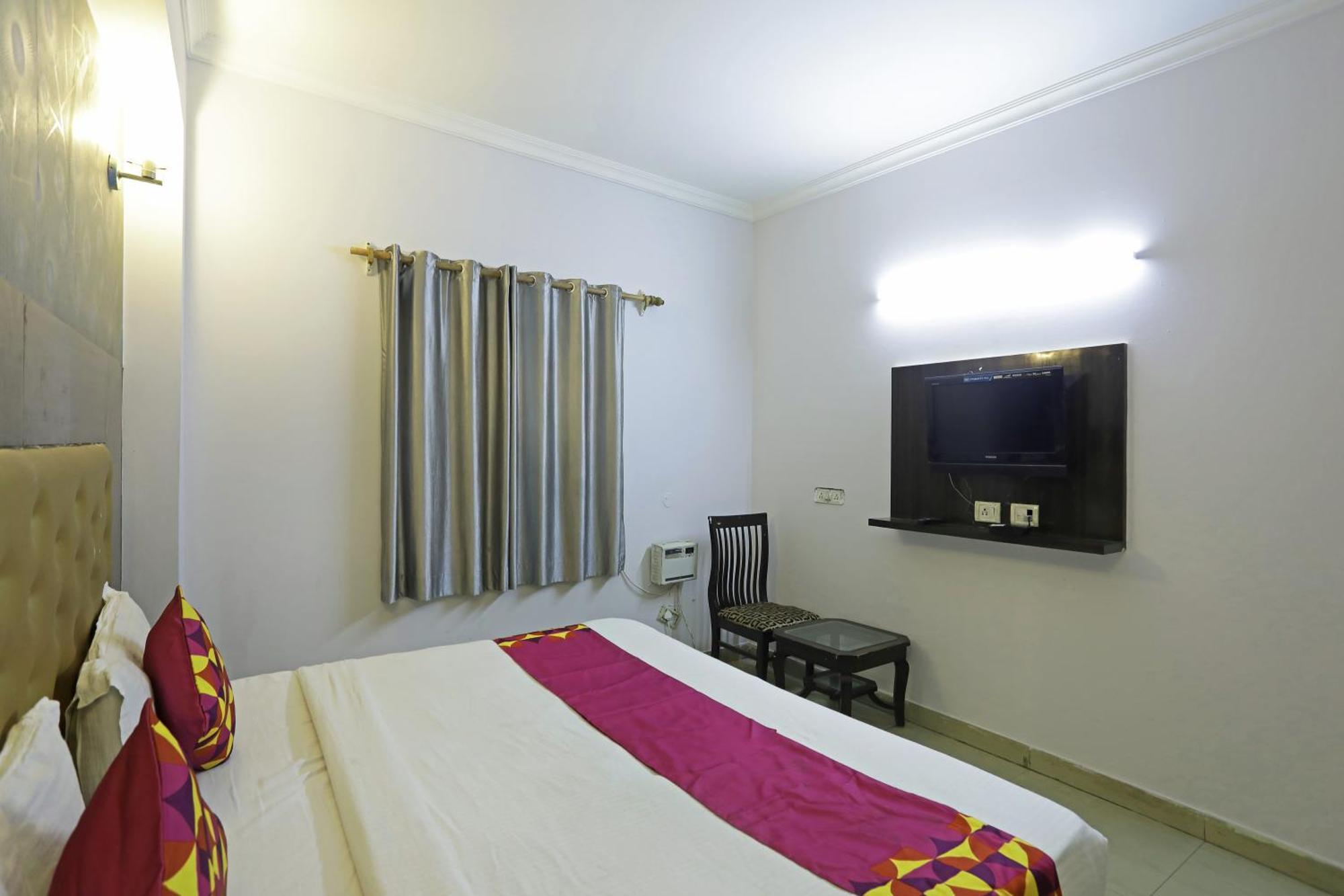 Airport Samara Inn Νέο Δελχί Εξωτερικό φωτογραφία